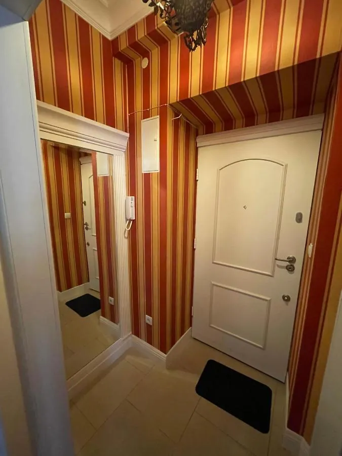 Poznanska Street Apartment Varsavia