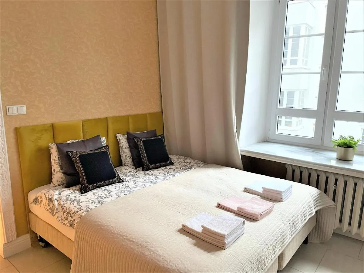 Poznanska Street Apartment Warszawa