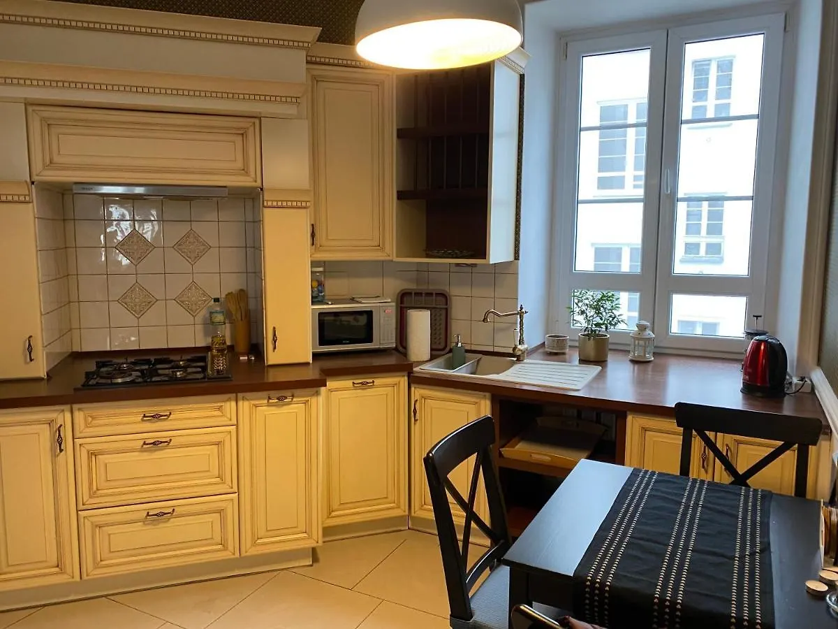 Poznanska Street Apartment Warszawa
